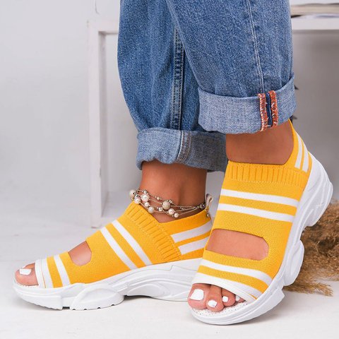 Flying Woven Sandals Women'S 2020 New Summer Flat-Bottomed Style Comfortable Elastic Thick-Soled Sports Fish Mouth Shoes Large Size Factory